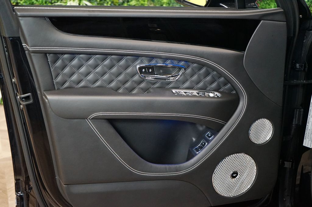 Bentley Bentayga 2022