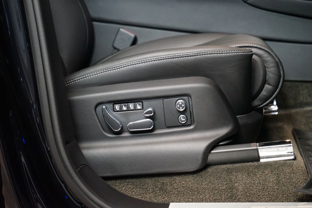 Bentley Bentayga 2022