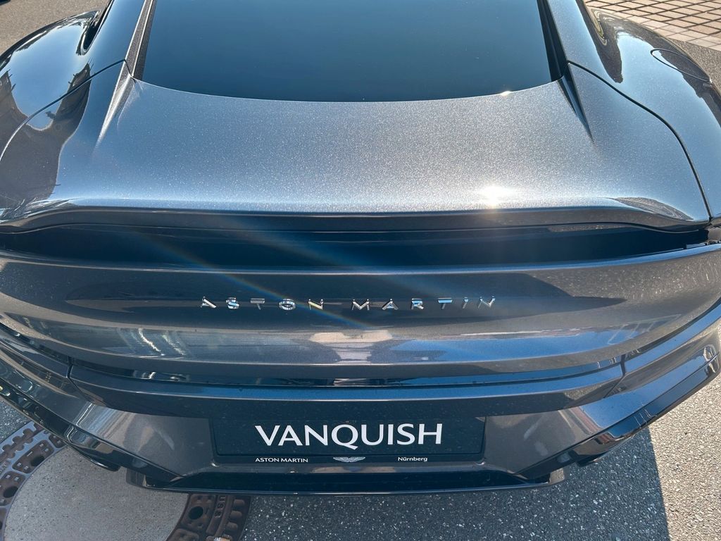 Aston Martin Vanquish 2025