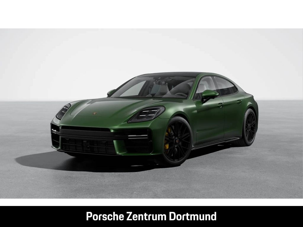 Porsche Panamera 2025