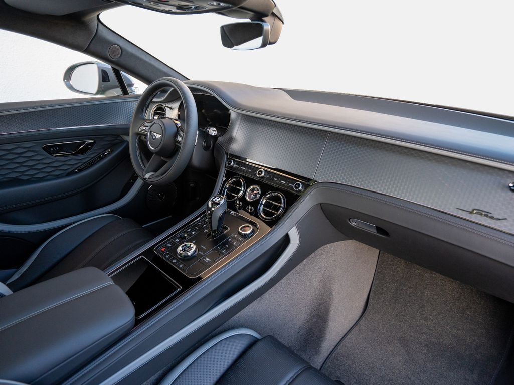 Bentley Continental GT 2025