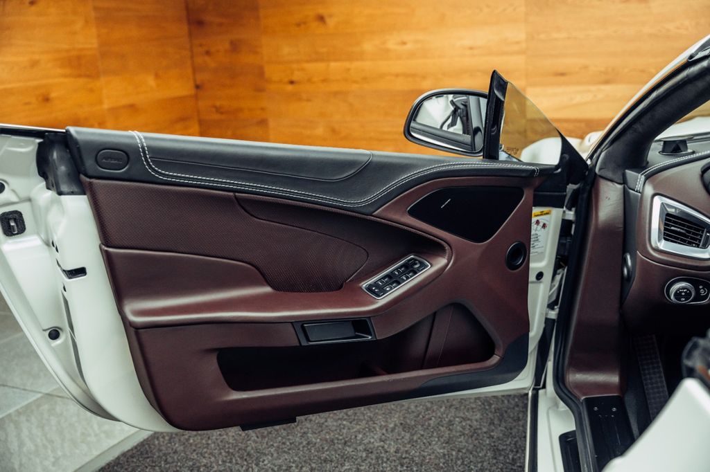 Aston Martin Vanquish 2014