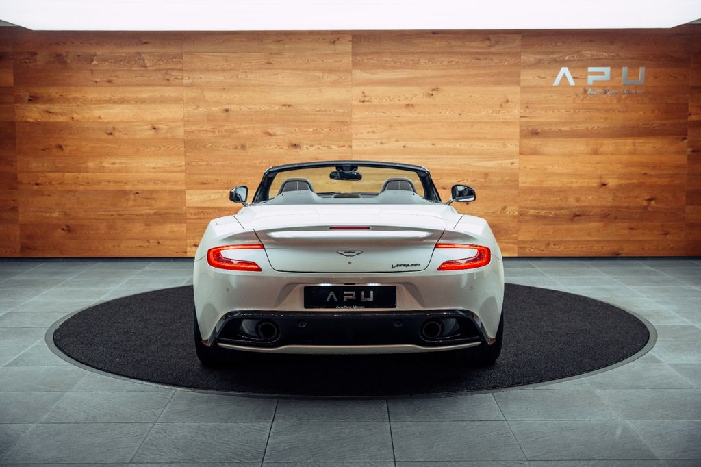 Aston Martin Vanquish 2014