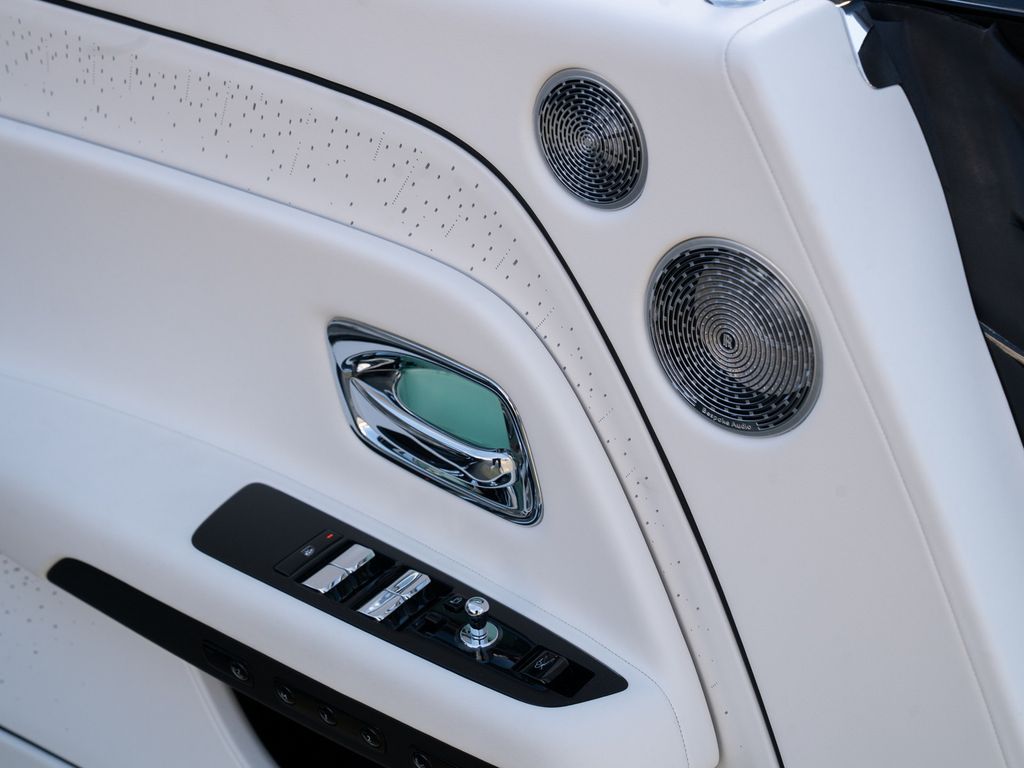 Rolls-Royce Spectre 2024