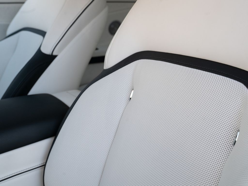 Rolls-Royce Spectre 2024