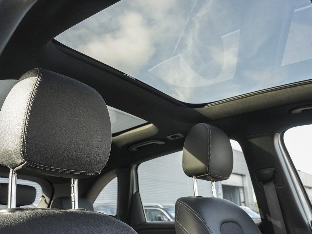 Mercedes-Benz B 200 2025