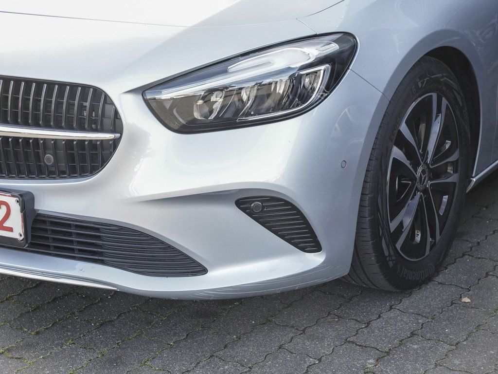 Mercedes-Benz B 200 2025