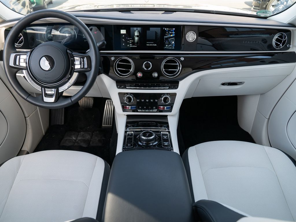 Rolls-Royce Spectre 2024