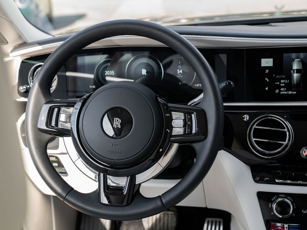 Rolls-Royce Spectre 2024