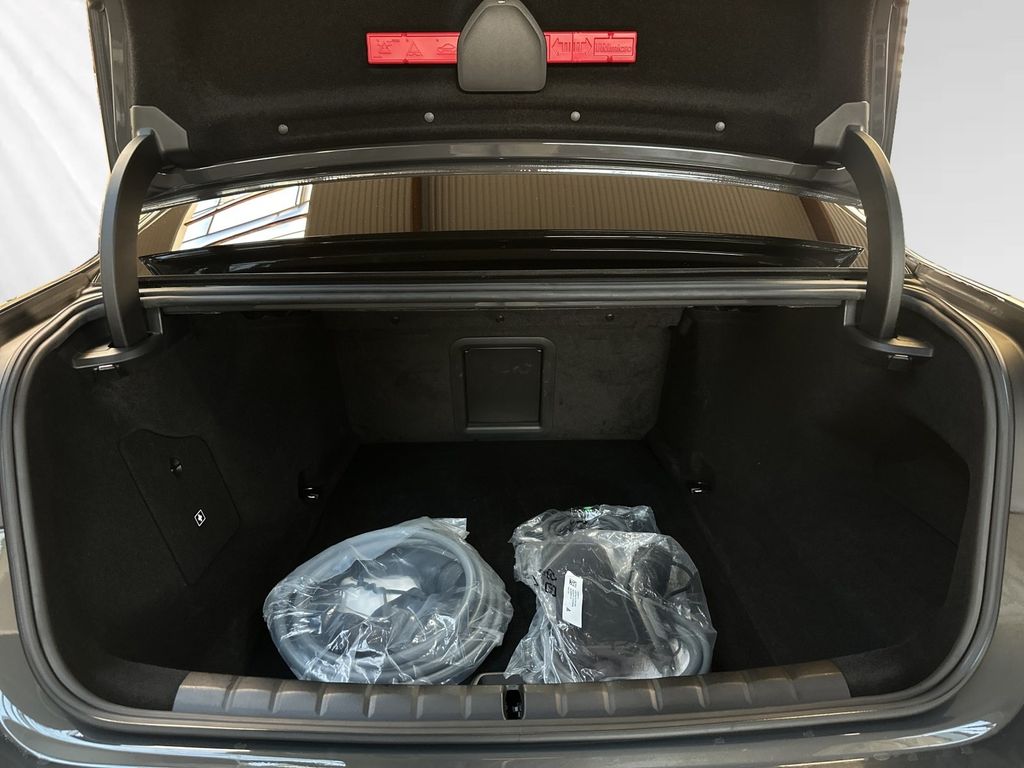BMW i7 2024