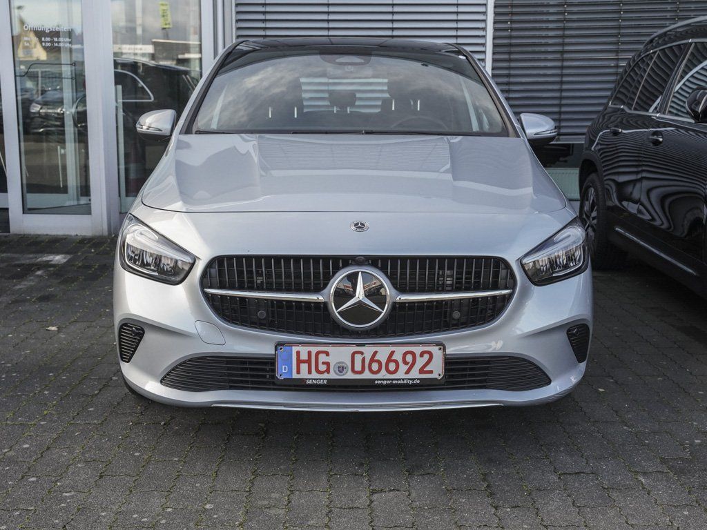Mercedes-Benz B 200 2025