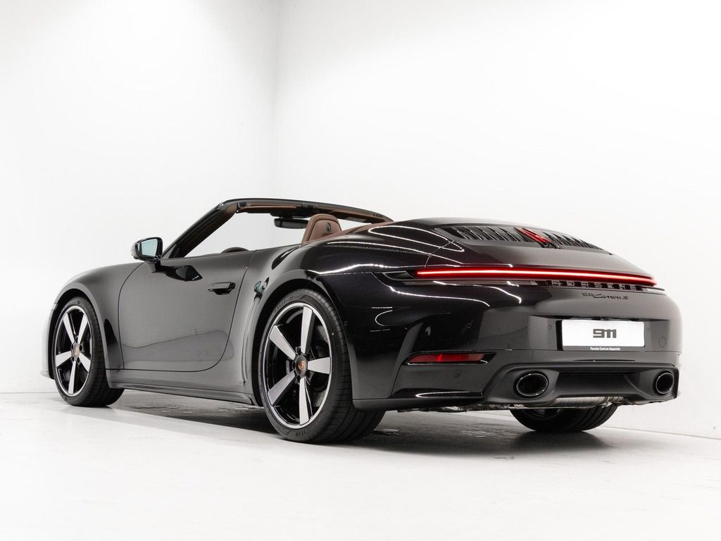 Porsche 992