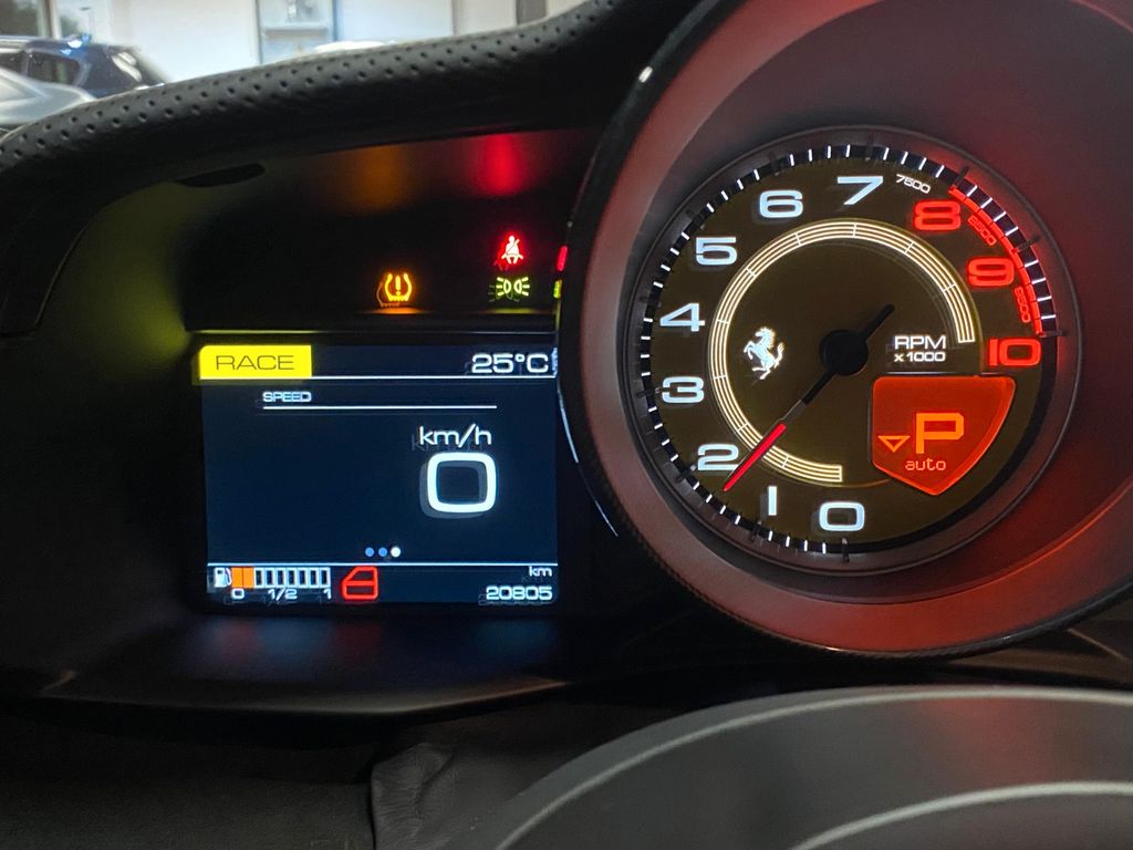 Ferrari 488 Pista 2019