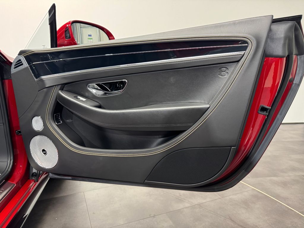 Bentley Continental 2020