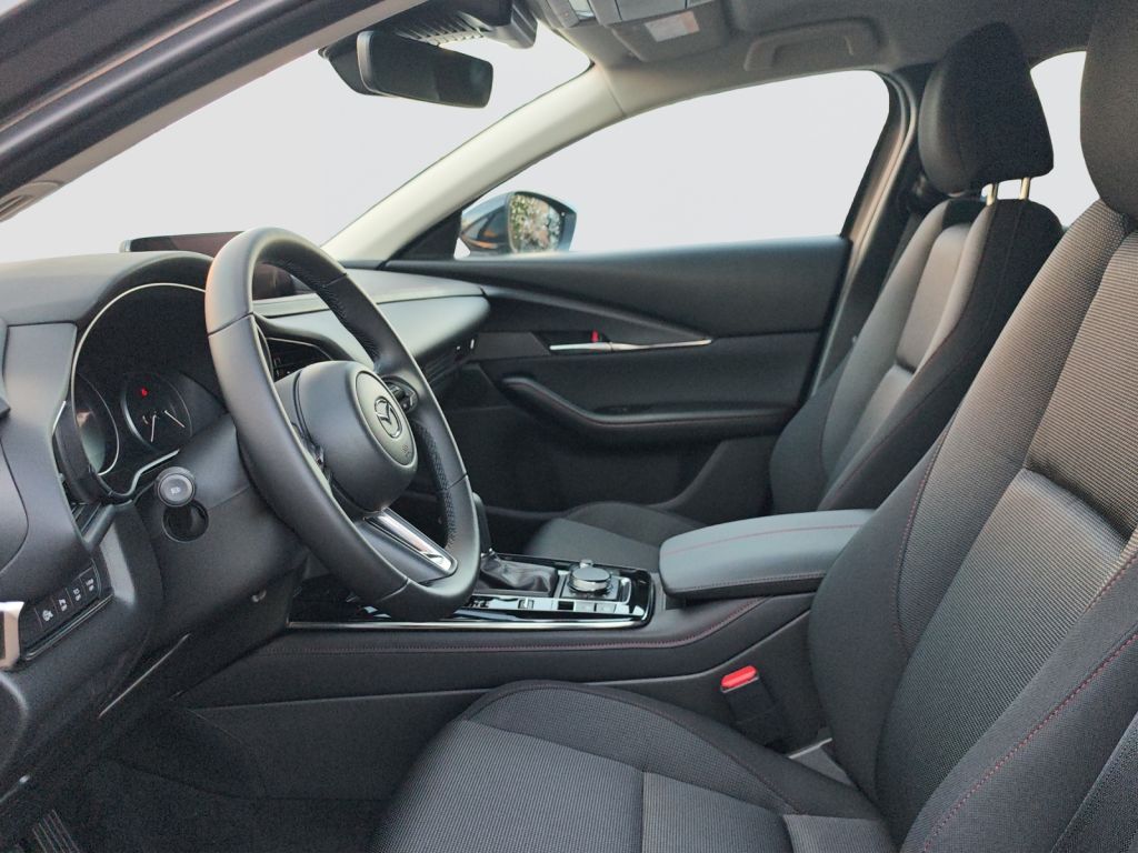 Mazda CX-30 2025