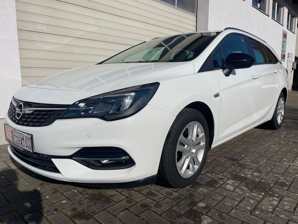 Opel Astra 2021