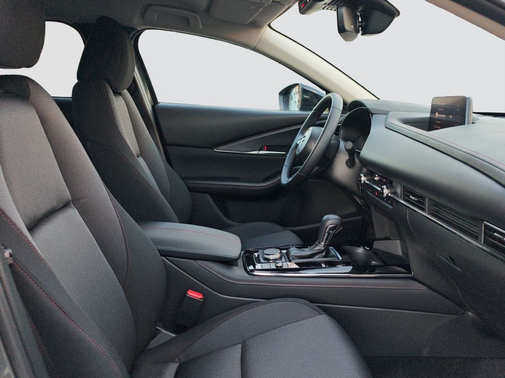 Mazda CX-30 2025