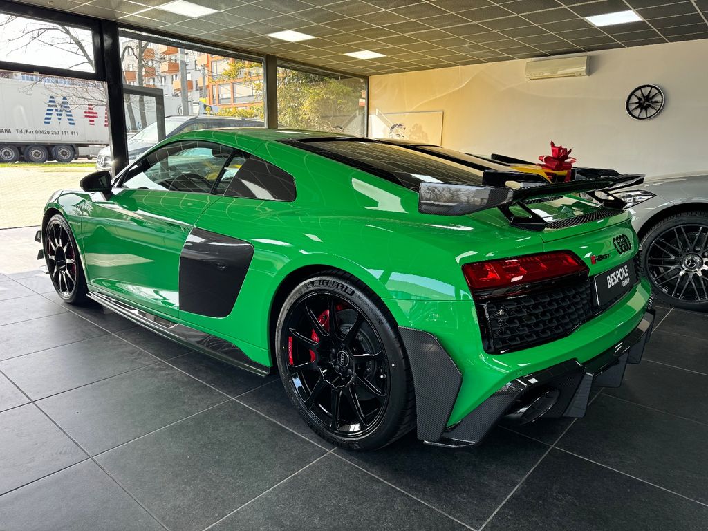 Audi R8 2024