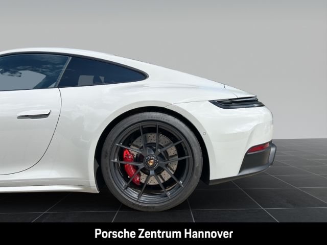 Porsche 992 2025