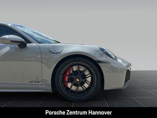Porsche 992 2025