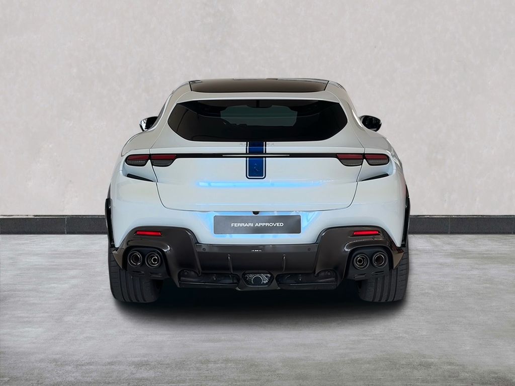 Ferrari Purosangue 2025