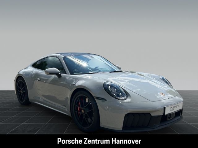 Porsche 992 2025