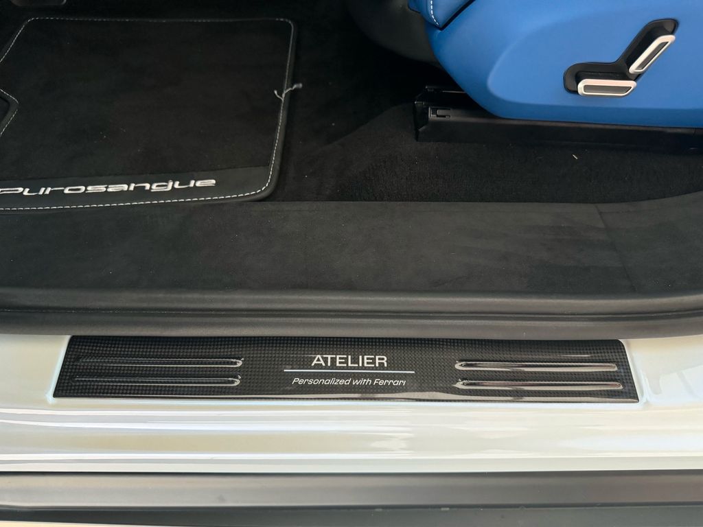 Ferrari Purosangue 2025