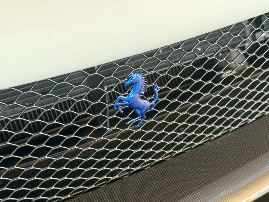 Ferrari Purosangue 2025