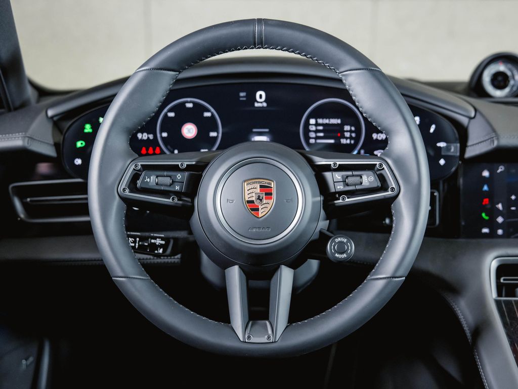 Porsche Taycan 2024