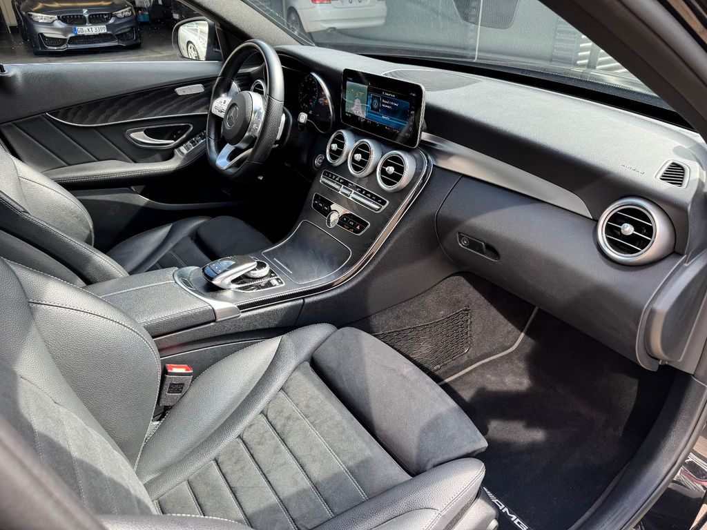 Mercedes-Benz C 300 2021