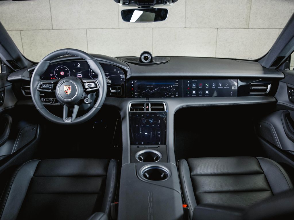 Porsche Taycan 2024