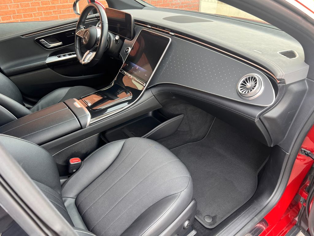 Mercedes-Benz EQE 2022