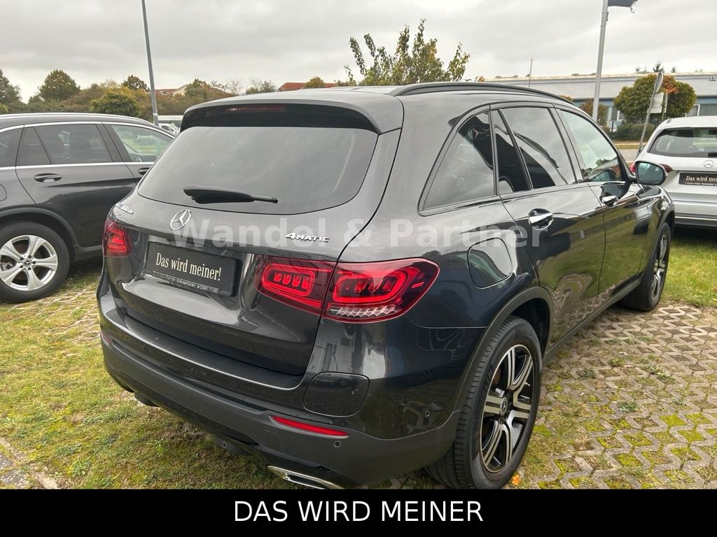 Mercedes-Benz GLC 300 2022