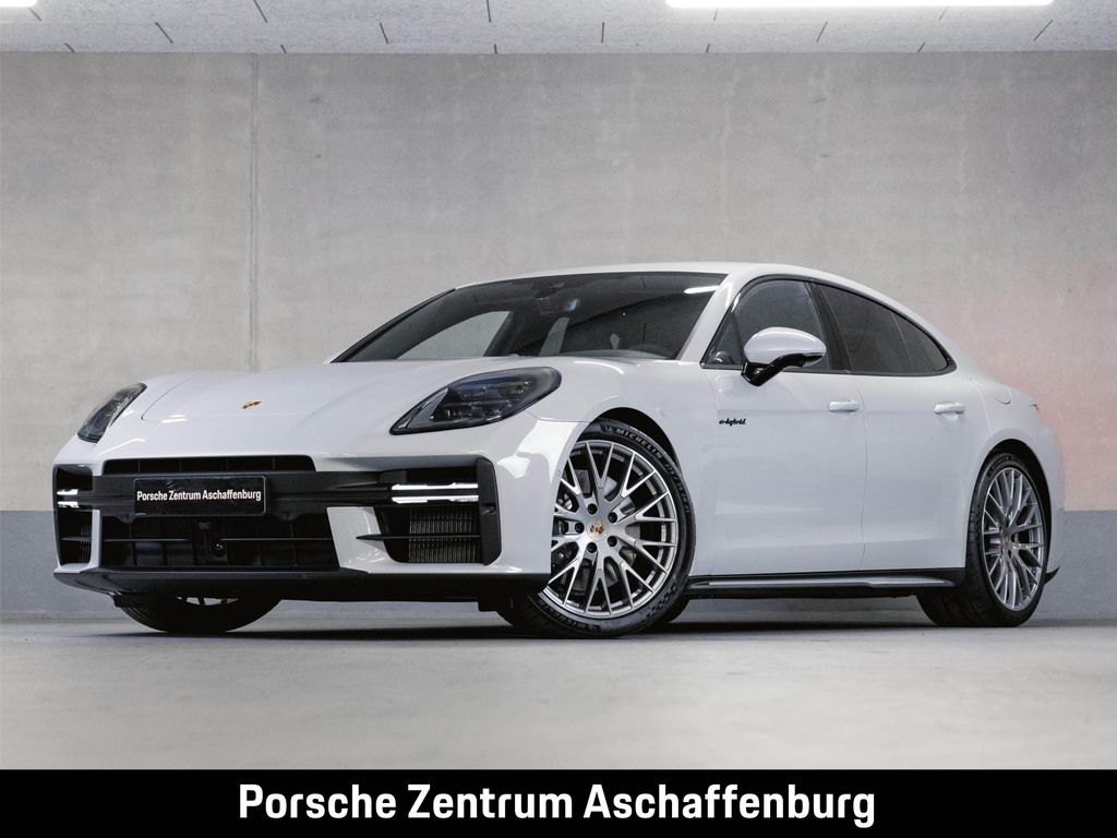 Porsche Panamera 2025