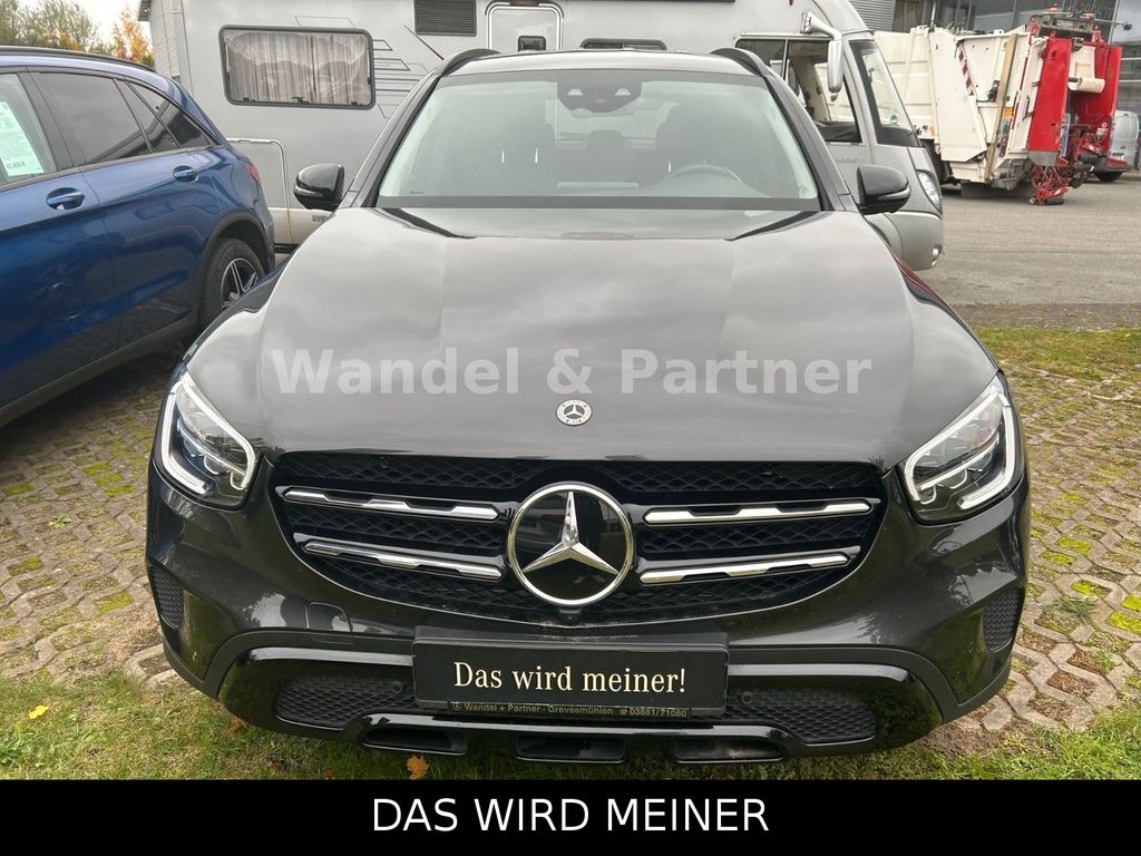Mercedes-Benz GLC 300 2022