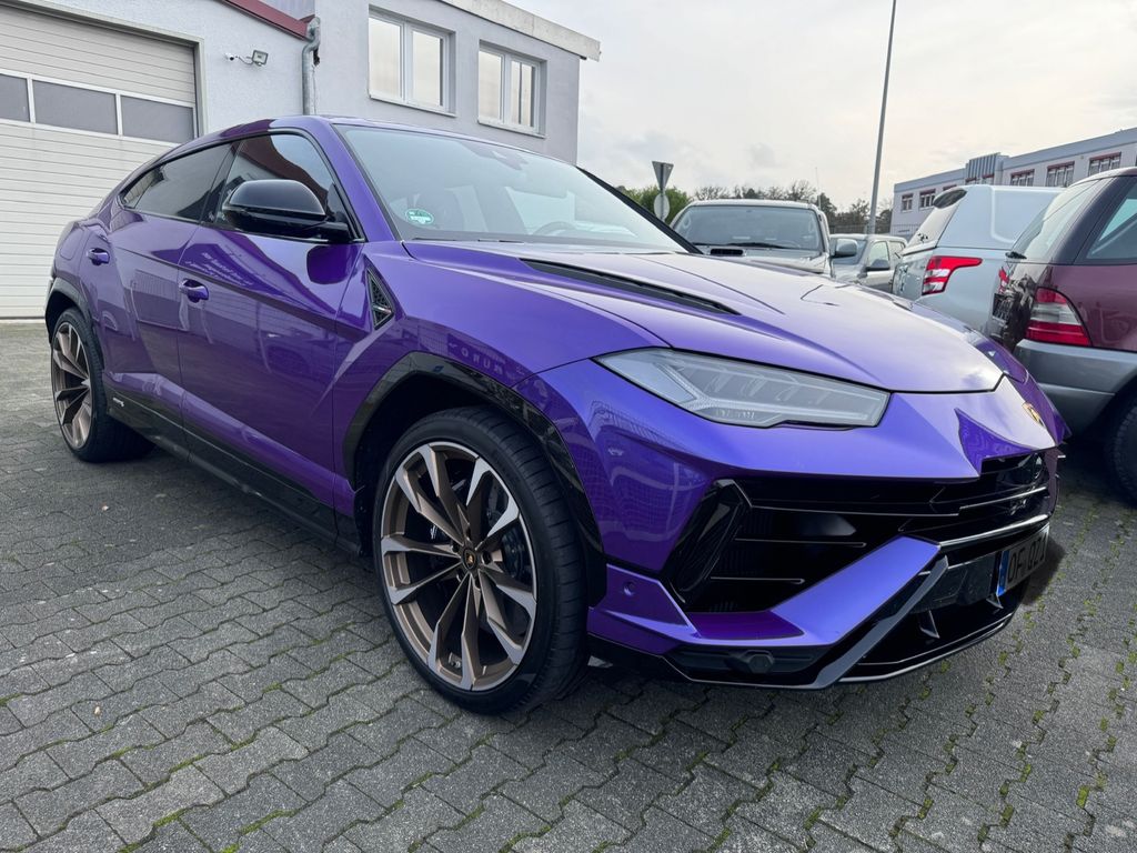 Lamborghini Urus 2024