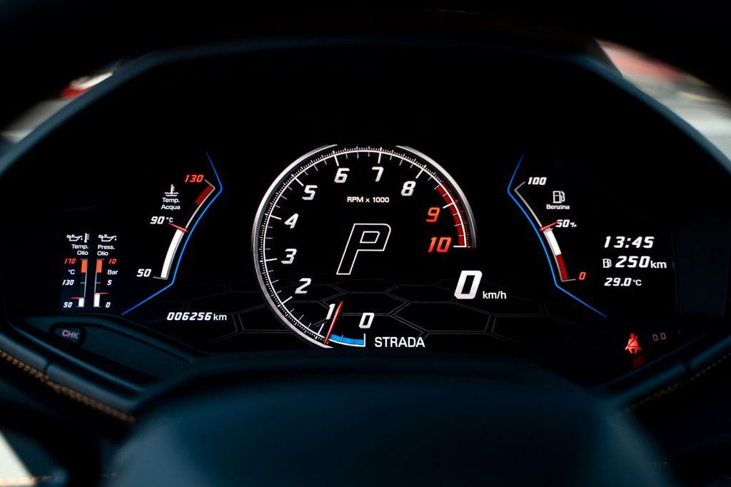 Lamborghini Huracán 2023