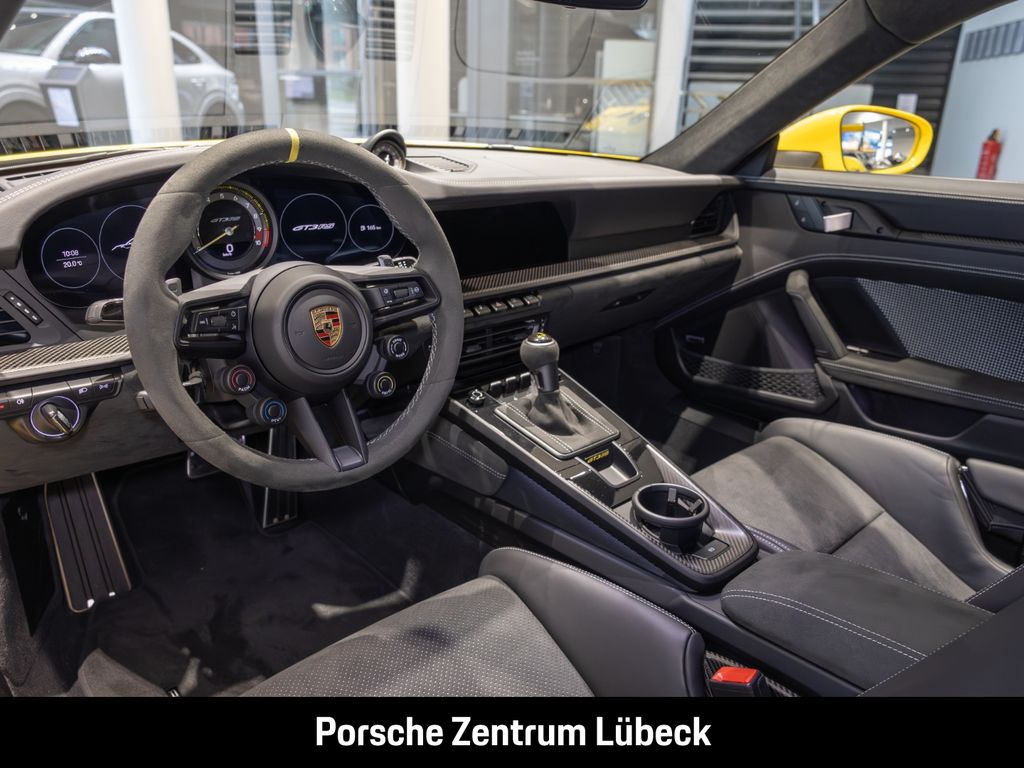 Porsche 992 2023