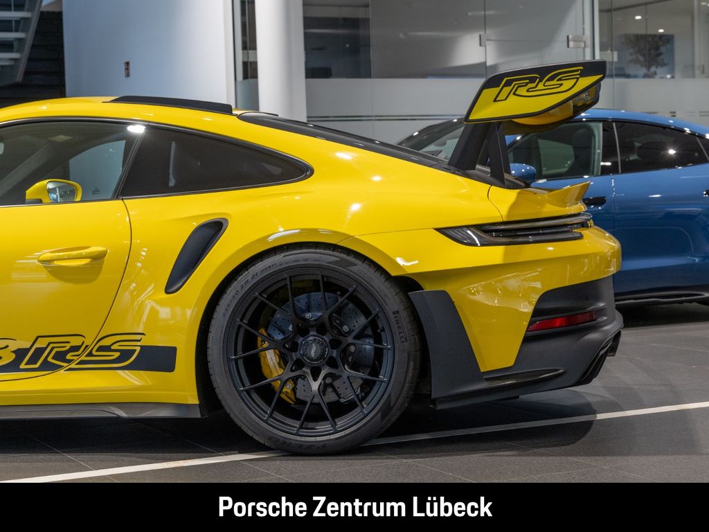 Porsche 992 2023