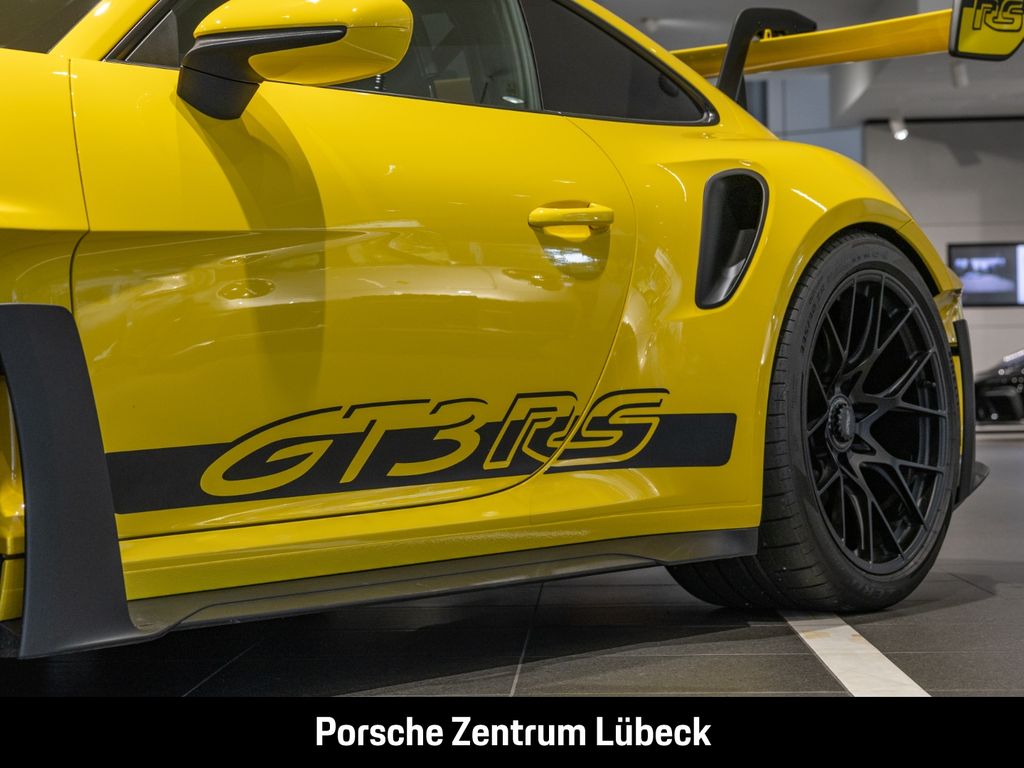 Porsche 992 2023