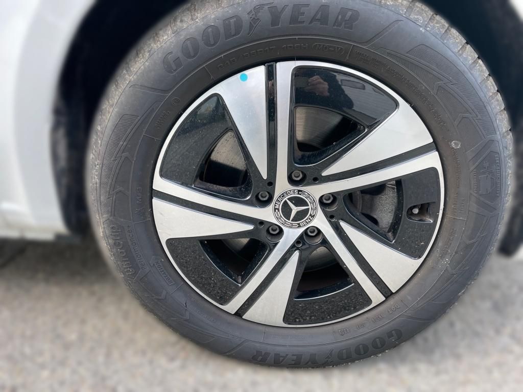 Mercedes-Benz EQV 2024