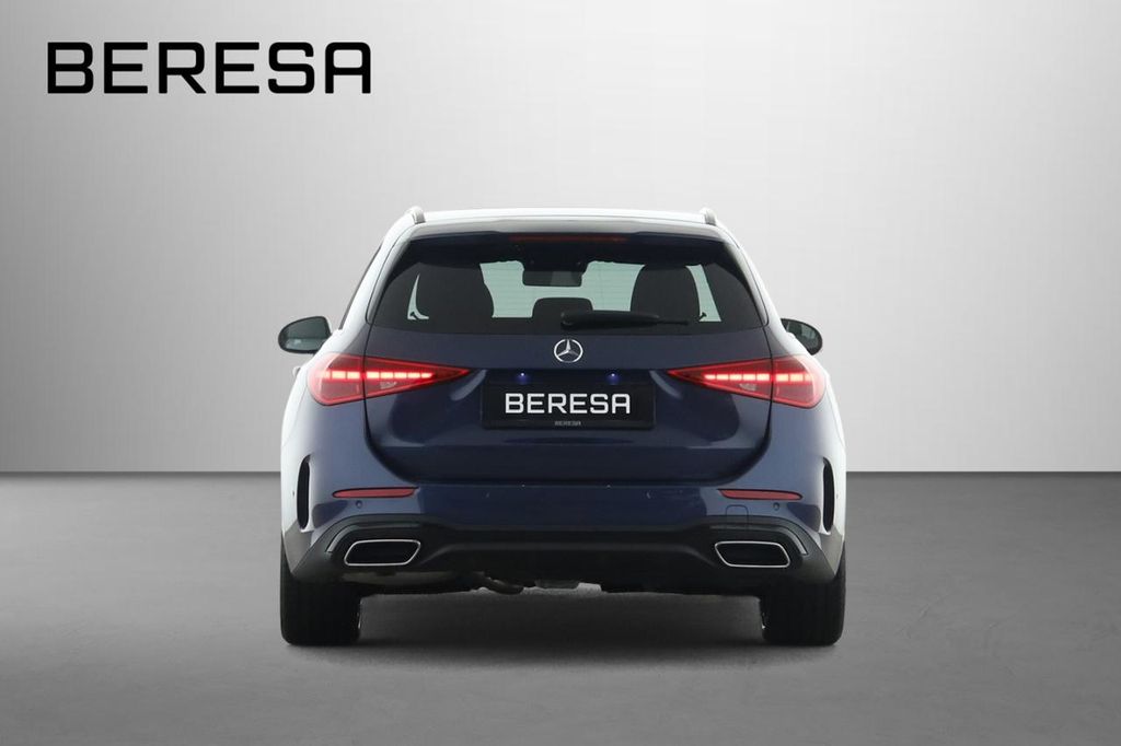 Mercedes-Benz C 200 2025