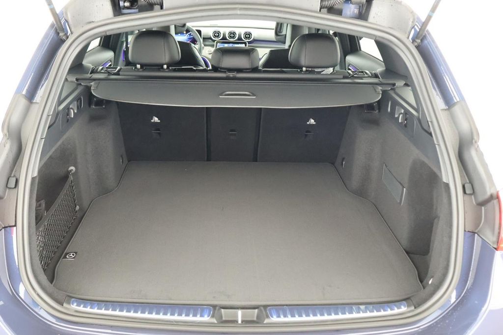 Mercedes-Benz C 200 2025