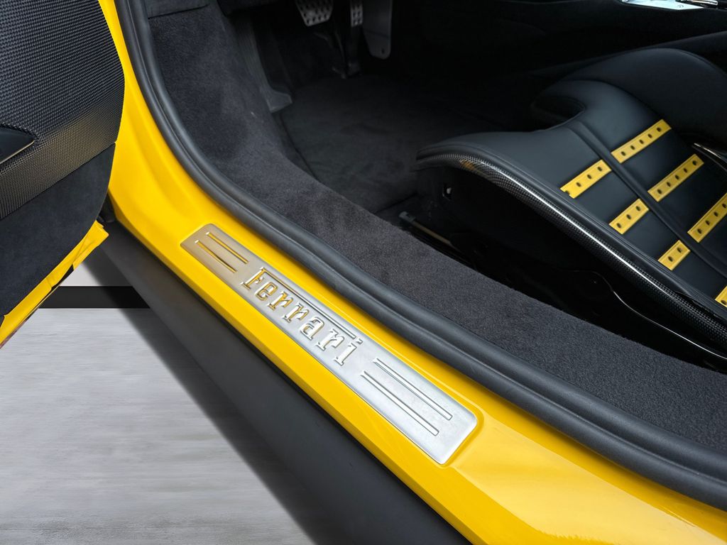 Ferrari 296 GTB 2023