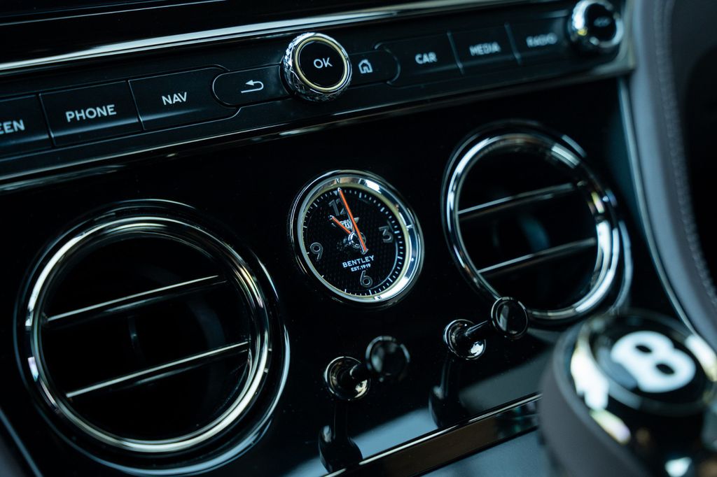 Bentley Continental GT 2025