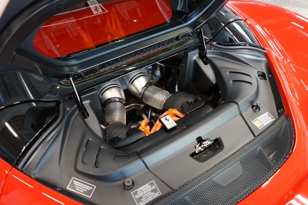 Ferrari 296 GTS 2025