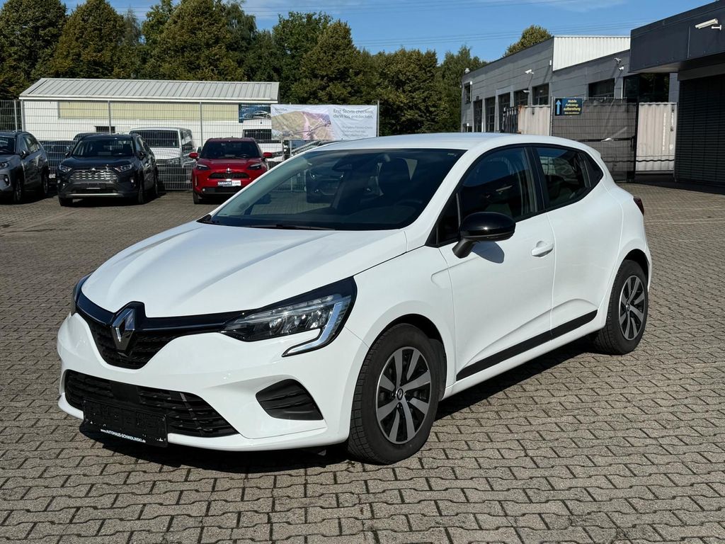 Renault Clio 2023