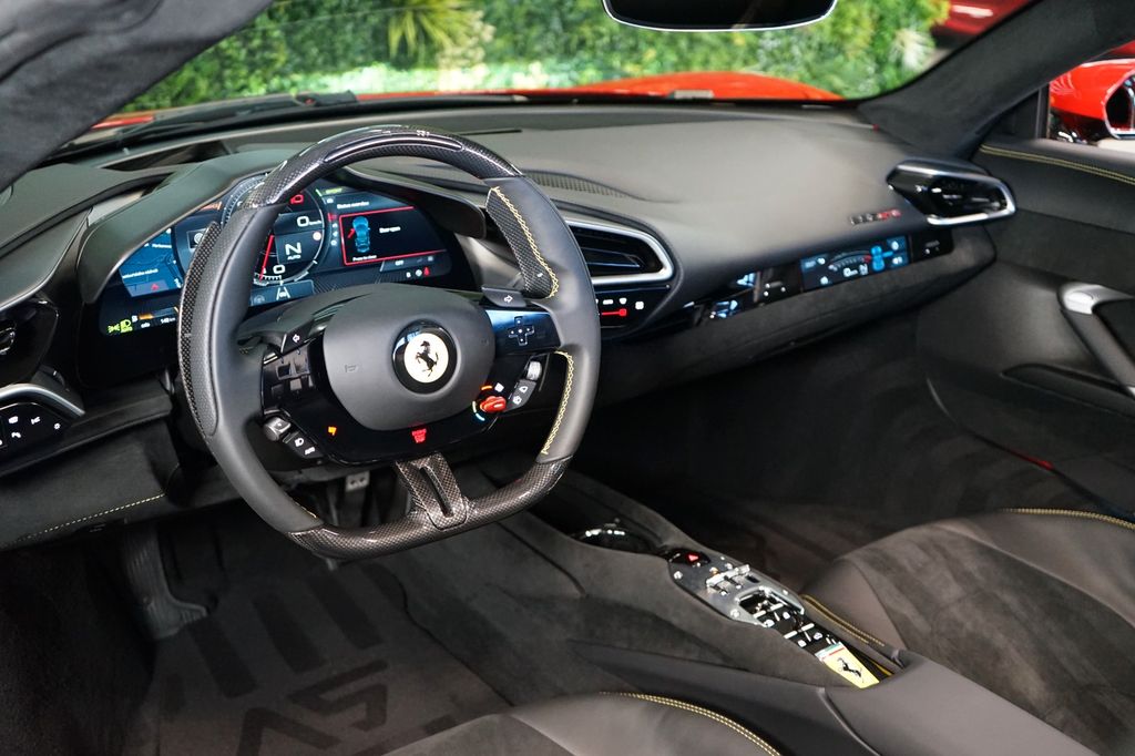 Ferrari 296 GTS 2025