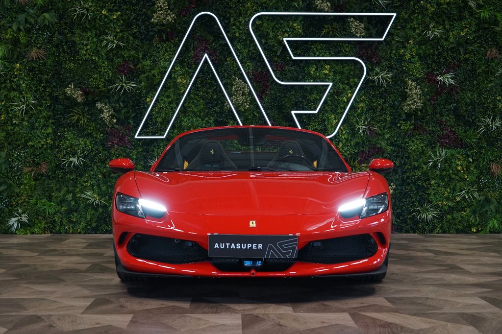 Ferrari 296 GTS 2025