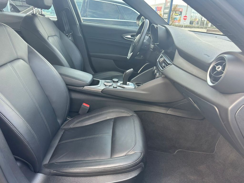 Alfa Romeo Giulia 2023